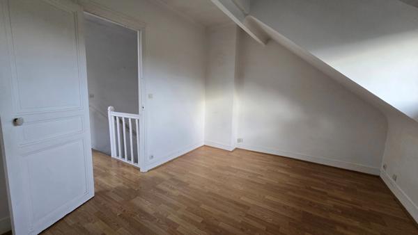 Orly : 2 Maisons mitoyennes sur terrain de 960m²