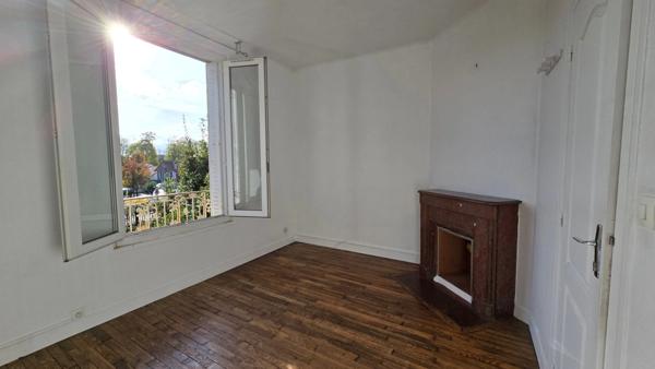Orly : 2 Maisons mitoyennes sur terrain de 960m²