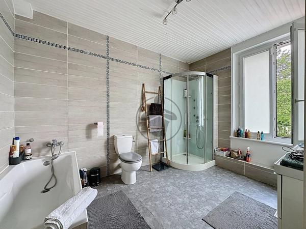 Vente Maison 8 pièces 162 m2 à Fayet