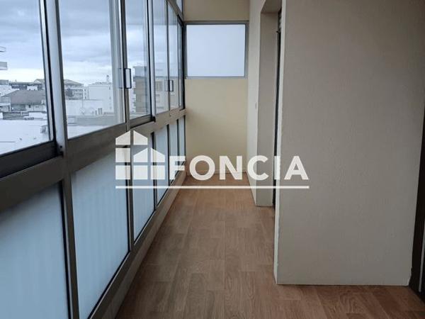 Location Appartement 3 pièces 80.5 m² - 4-6-8 RUE DE MALBRANDE Annemasse 74100