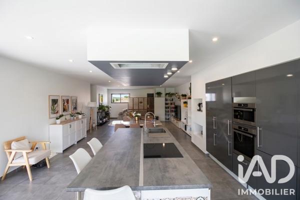 Location maison 5 pièces 142 m² Ventabren