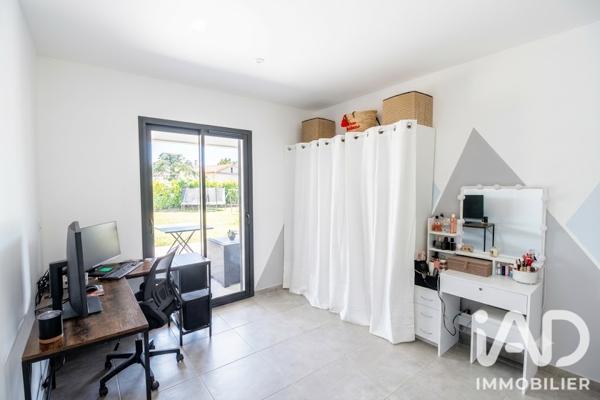 Location maison 5 pièces 142 m² Ventabren