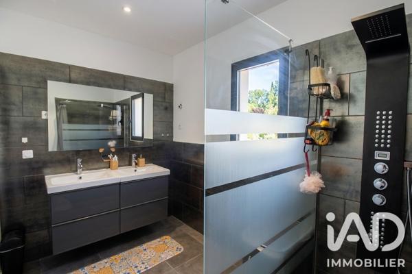 Location maison 5 pièces 142 m² Ventabren