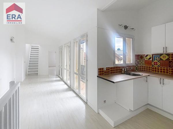 A louer appartement 3 pièces 79m² en Duplex