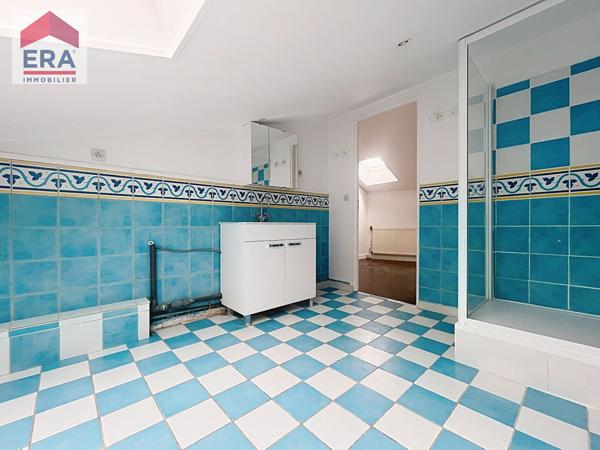 A louer appartement 3 pièces 79m² en Duplex