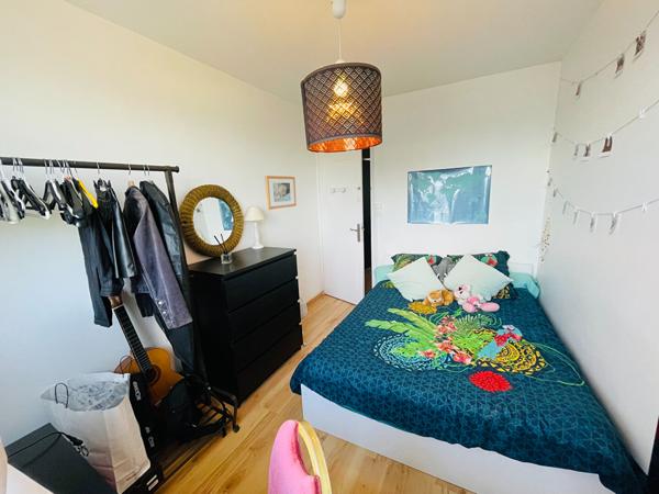 À vendre appartement calme au coeur d'une copropriété ravalée et isolée - 4 chambres - Ascenseur - Stationnement privé sécurisé , Nantes À vendre appartement calme au coeur d'une copropriété ravalée et isolée - 4 chambres - Ascenseur - Stationnement privé sécurisé , Nantes