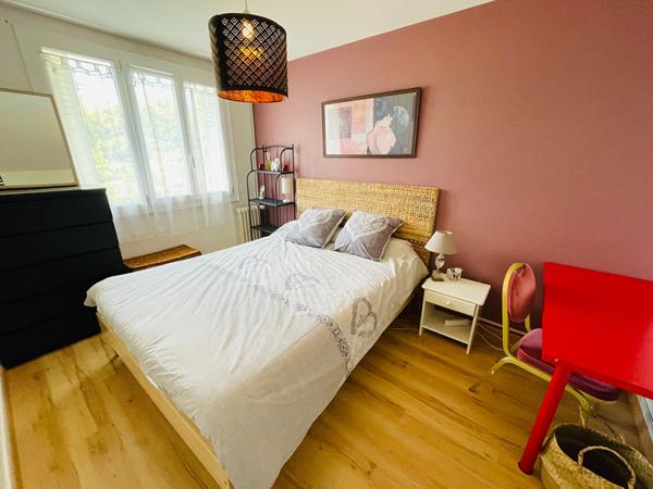 À vendre appartement calme au coeur d'une copropriété ravalée et isolée - 4 chambres - Ascenseur - Stationnement privé sécurisé , Nantes À vendre appartement calme au coeur d'une copropriété ravalée et isolée - 4 chambres - Ascenseur - Stationnement privé sécurisé , Nantes