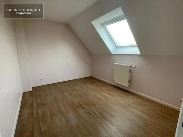 MAISON AVEC JARDIN, TERRASSE et GARAGE A LOUER - MARAIS DE PERONNE EN MELANTOIS - 107.5 m 2 - 1 286 € charges comprises par mois