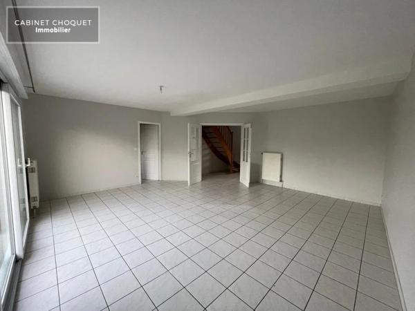 MAISON AVEC JARDIN, TERRASSE et GARAGE A LOUER - MARAIS DE PERONNE EN MELANTOIS - 107.5 m 2 - 1 286 € charges comprises par mois
