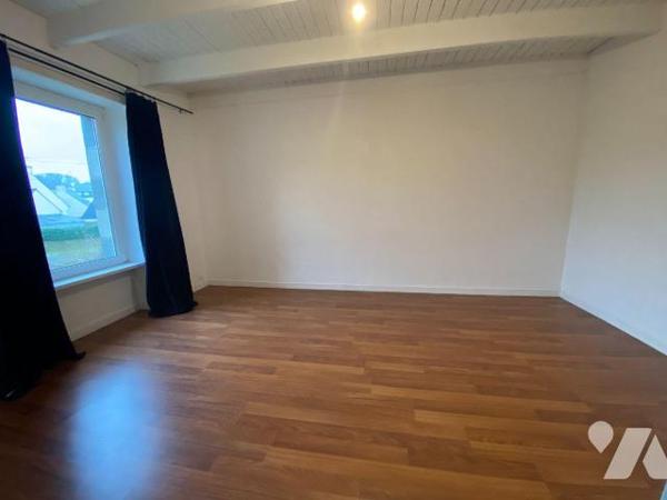 Maison à Vendre à Plestin-les-Grèves (22310) en Côtes-d'Armor (22) :

Découvrez cette charman...