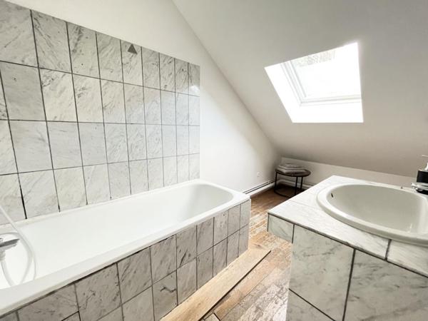 A LOUER : T2 à LILLE • Vieux lille • 920 € CC • Réf. G661-8