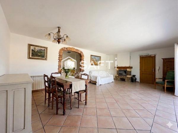 Maison traditionnelle familiale adaptée PMR