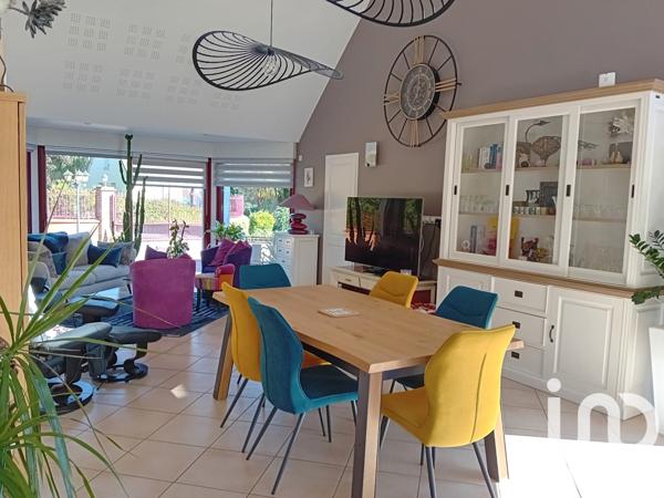 Maison à vendre 8 pièces 205 m² Yvré-l'Évêque