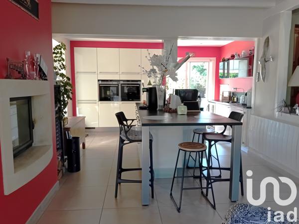 Maison à vendre 8 pièces 205 m² Yvré-l'Évêque
