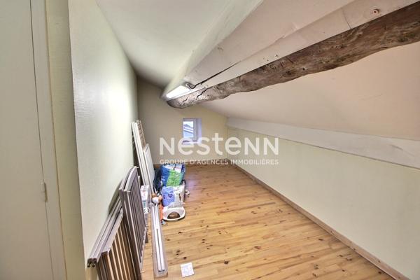 Maison à vendre à Feyzin - 5 pièces, 4 chambres, 199 m²