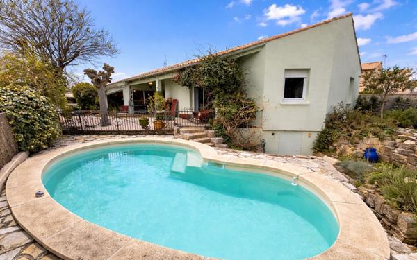 Maison à vendre    5 pièces •  Pézenas