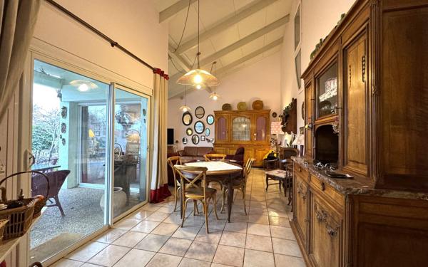 Maison à vendre    5 pièces •  Pézenas