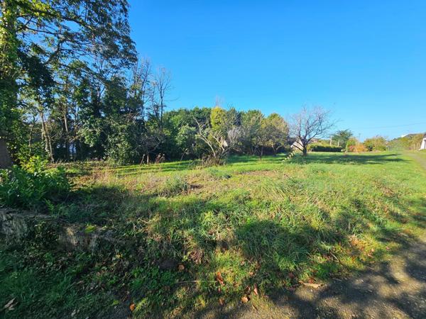 Terrain constructible, quartier du Vieux Bourg - Sainte Barbe