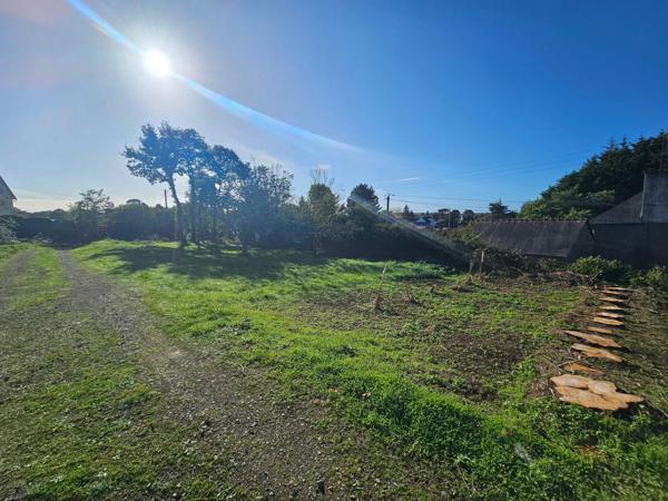 Terrain constructible, quartier du Vieux Bourg - Sainte Barbe