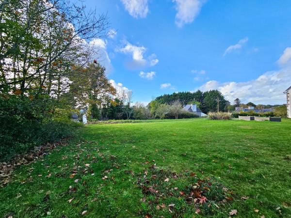 Terrain constructible, quartier du Vieux Bourg - Sainte Barbe