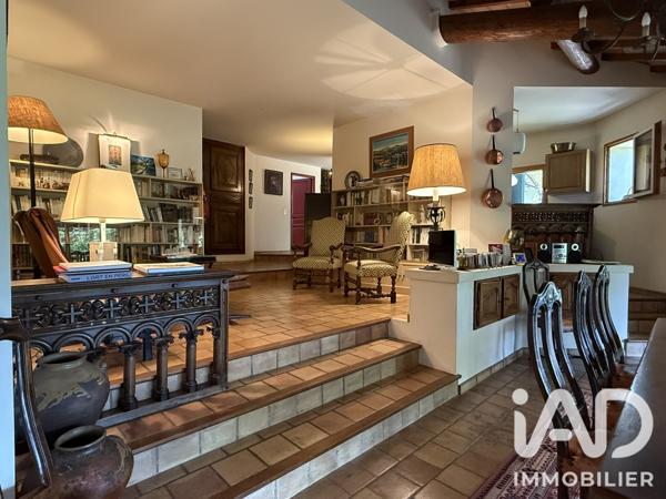 Maison à vendre 6 pièces 201 m² Vaison-la-Romaine