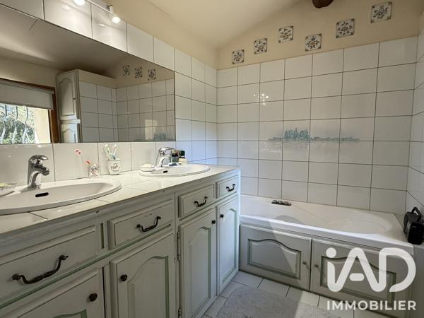 Maison à vendre 6 pièces 201 m² Vaison-la-Romaine