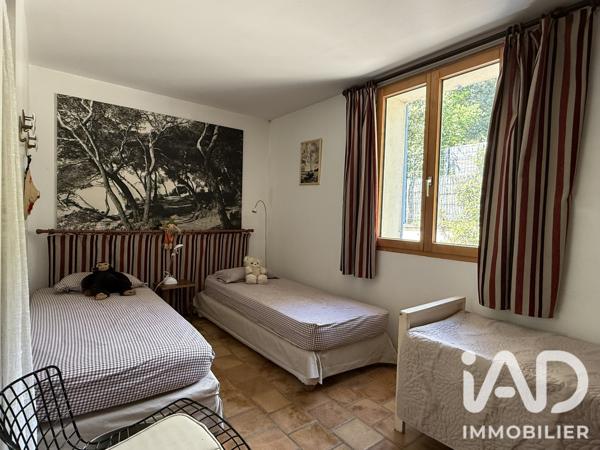 Maison à vendre 6 pièces 201 m² Vaison-la-Romaine