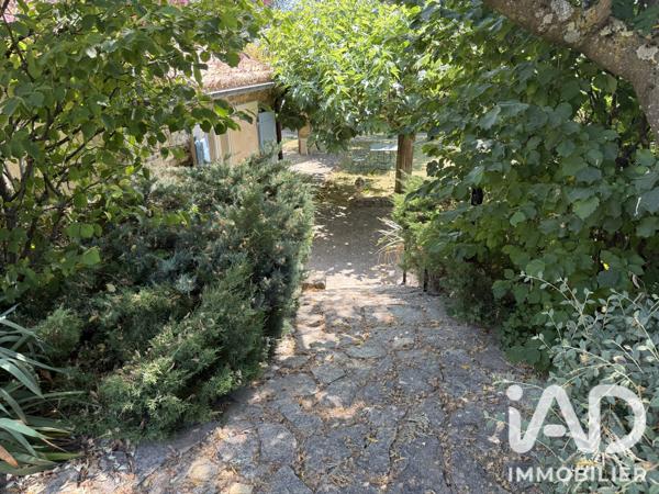 Maison à vendre 6 pièces 201 m² Vaison-la-Romaine
