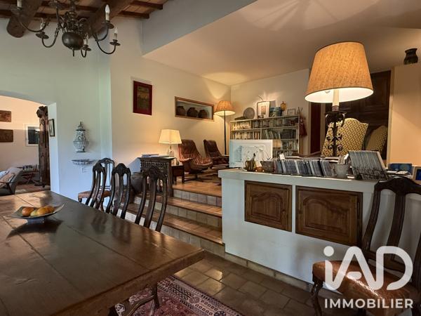 Maison à vendre 6 pièces 201 m² Vaison-la-Romaine
