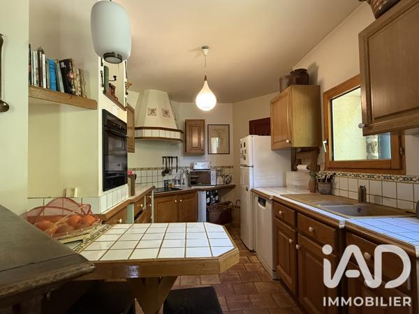 Maison à vendre 6 pièces 201 m² Vaison-la-Romaine