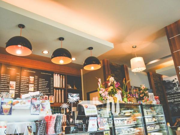 LOCAL COMMERCIAL – RESTAURATION – TERRASSES – PARKINGS – PORT GRIMAUD