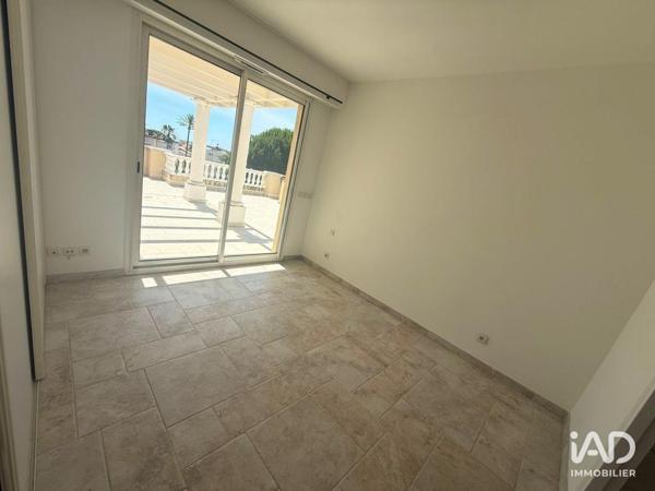 Appartement à vendre 4 pièces 119 m² Saint-Laurent-du-Var