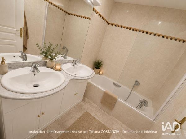 Appartement à vendre 4 pièces 119 m² Saint-Laurent-du-Var
