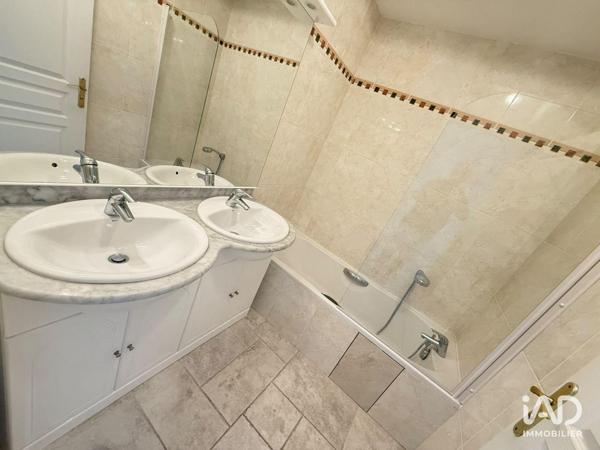 Appartement à vendre 4 pièces 119 m² Saint-Laurent-du-Var