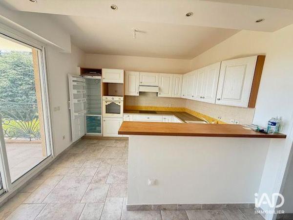 Appartement à vendre 4 pièces 119 m² Saint-Laurent-du-Var