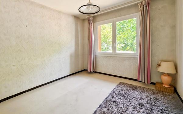 Maison à vendre    4 pièces • 80 m2 Les Pennes-Mirabeau