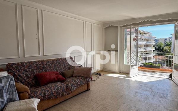 Appartement à vendre    3 pièces • 66,09 m2 Mandelieu-la-Napoule