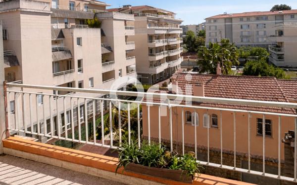 Appartement à vendre    3 pièces • 66,09 m2 Mandelieu-la-Napoule