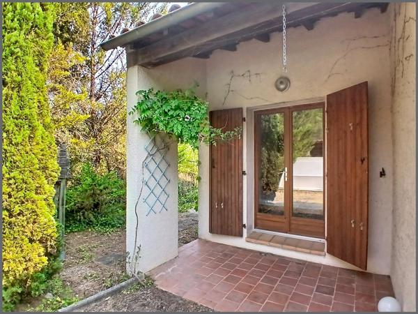 Coup de cœur au cœur du Verdon – Maison familiale avec piscine sur un terrain arboré de 3 880 m²