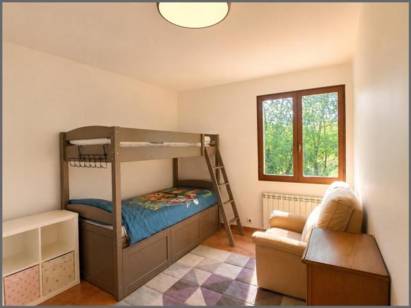 Coup de cœur au cœur du Verdon – Maison familiale avec piscine sur un terrain arboré de 3 880 m²