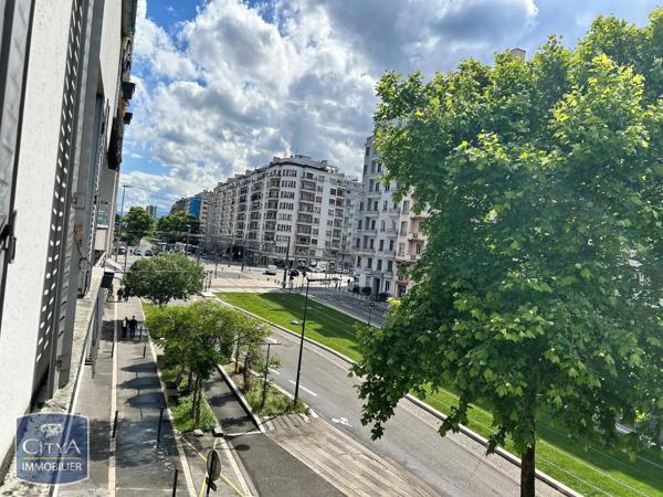 Appartement à louer 2 pièces 40m² Grenoble (38000)