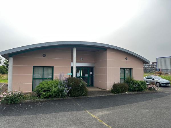 Bureau Sable sur sarthe Zone commercial LECLERC , Sable sur sarthe Bureau Sable sur sarthe Zone commercial LECLERC , Sable sur sarthe