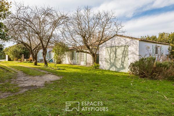 L’âme d’une maison Oléronaise au coeur d’un vaste jardin préservé