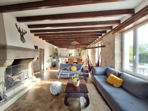 Maison à vendre 12 pièces de 278 m²