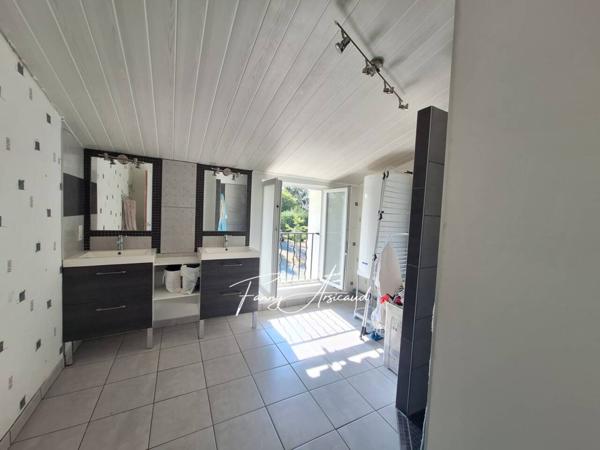 Maison à vendre 12 pièces de 278 m²