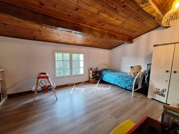 Maison à vendre 12 pièces de 278 m²