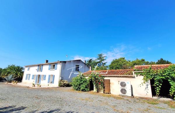 Maison à vendre 12 pièces de 278 m²