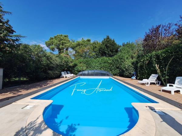 Maison à vendre 12 pièces de 278 m²