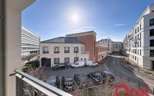 Appartement à louer    4 pièces • 83,90 m2 Clamart