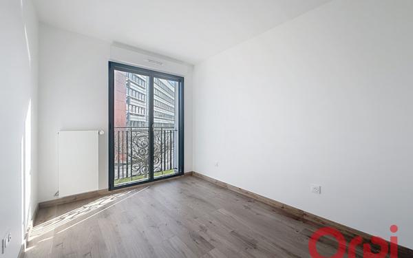 Appartement à louer    4 pièces • 83,90 m2 Clamart